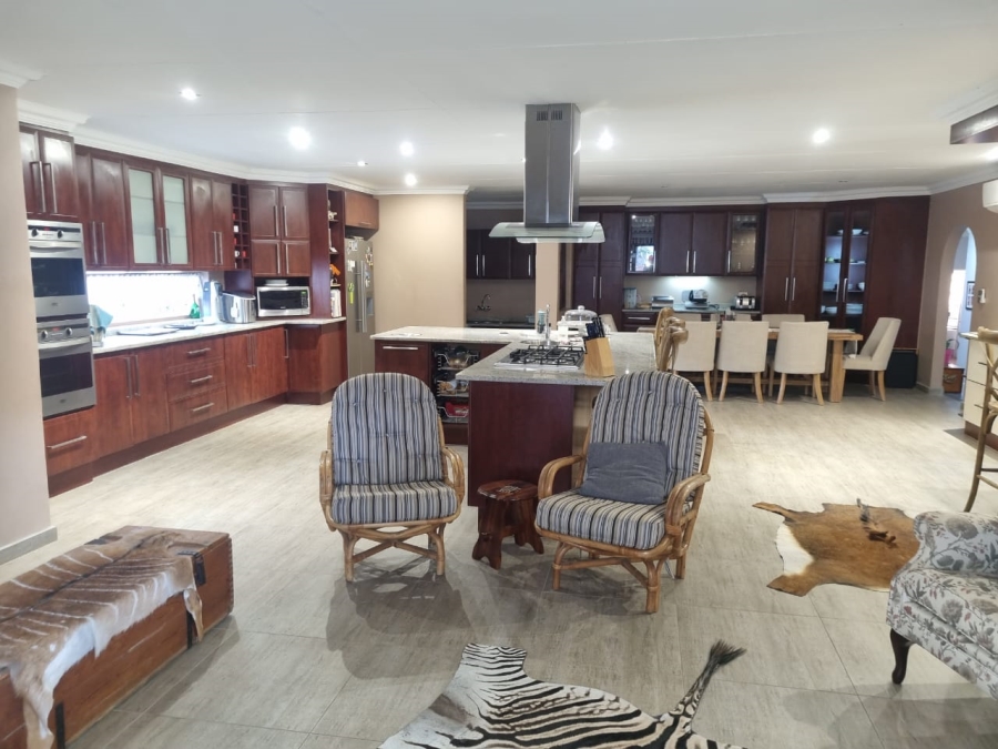 4 Bedroom Property for Sale in Bodorp North West